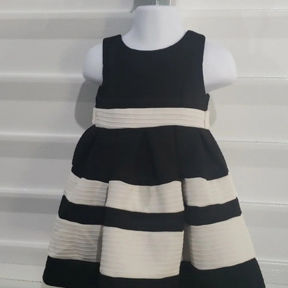 Toddler‎ dress size 2T